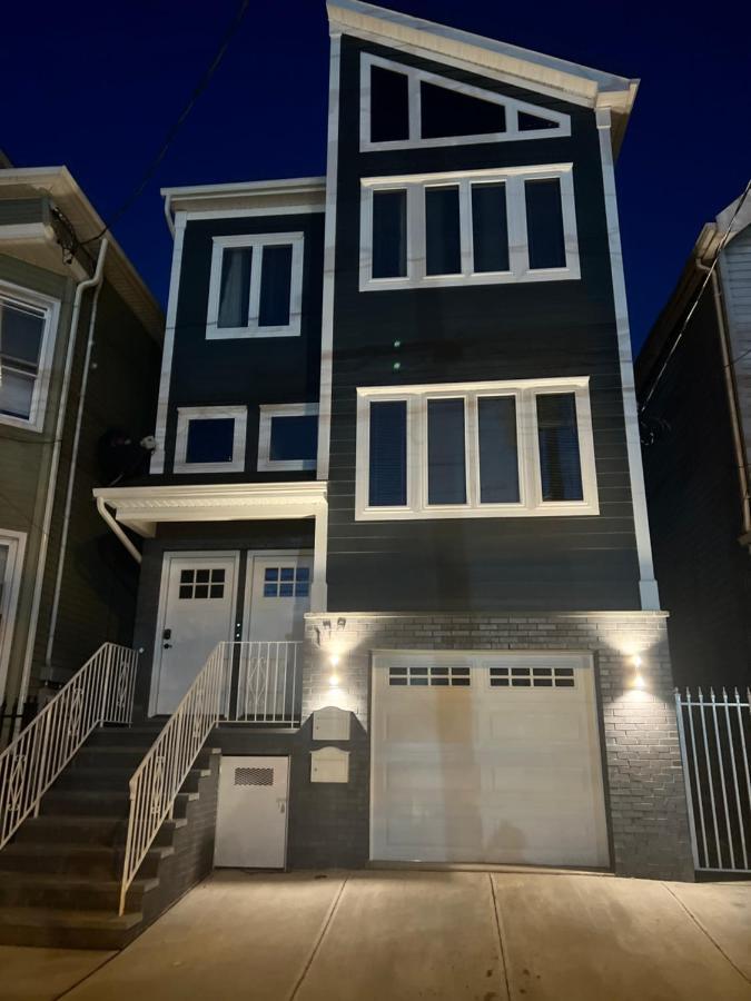 Springview Homes 12Mins From Ewr & 3 Mins From University Hospital Newark Kültér fotó